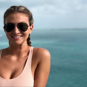 Meet your Posher, Kara